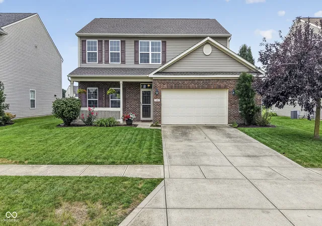2nd image of 1481 Windborne Ln, Greenwood, IN 46143 | MLS# 22120139