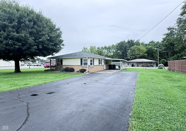 2nd image of 408 E 5th St, Greensburg, IN 47240 | MLS# 22120143