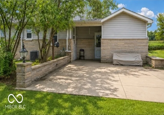 3rd image of 2704 E County Road 50 N, Fillmore, IN 46128 | MLS# 22120145