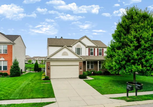 92nd image of 13973 Avalon East Dr, Fishers, IN 46037 | MLS# 22120150