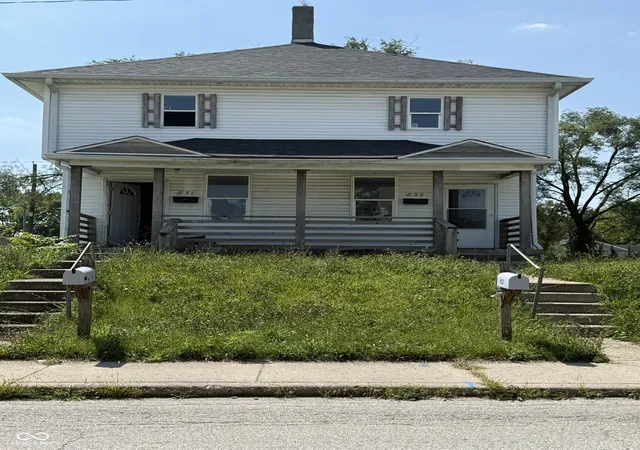 1st image of 831 W 27th St, Indianapolis, IN 46208 | MLS# 22120152