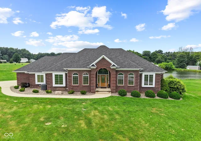 Photo 1 of Single family home for sale at 9010 W Koger Ln, Martinsville, IN 46151 | MLS# 22120155 | Listing updated on 2026-09-01