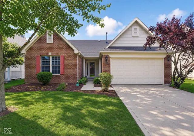 1st image of 6540 Abby Ln, Zionsville, IN 46077 | MLS# 22120165