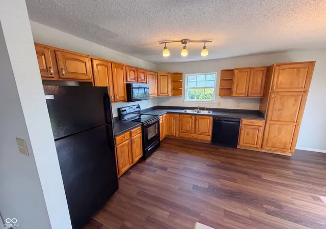 2nd image of 4253 Useppa Ct, Westfield, IN 46062 | MLS# 22120172