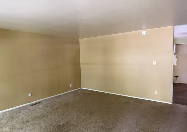 Photo 2 of Single family home for sale at 5868 Hillside Ave, Indianapolis, IN 46220 | MLS# 22120187 | Listing updated on 2026-08-14