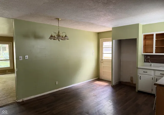 Photo 4 of Single family home for sale at 5868 Hillside Ave, Indianapolis, IN 46220 | MLS# 22120187 | Listing updated on 2026-08-14