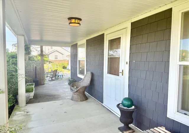 2nd image of 4405 E Jackson St, Muncie, IN 47303 | MLS# 22120199
