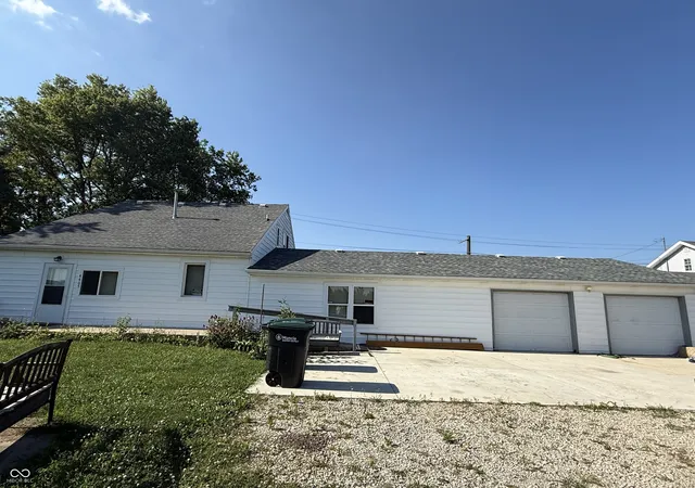 3rd image of 4405 E Jackson St, Muncie, IN 47303 | MLS# 22120199