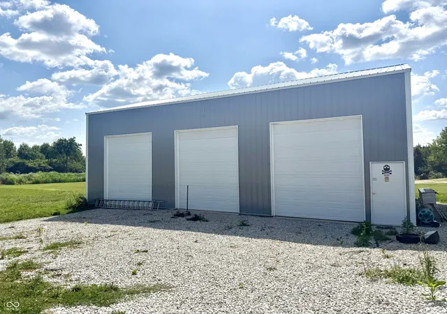 4th image of 4405 E Jackson St, Muncie, IN 47303 | MLS# 22120199