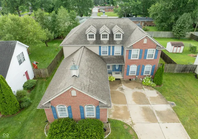 Photo 2 of Single family home for sale at 4221 Southport Tr, Indianapolis, IN 46237 | MLS# 22120207 | Listing updated on 2026-08-17