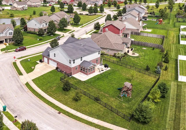 49th image of 4693 W Chert Dr, New Palestine, IN 46163 | MLS# 22120229
