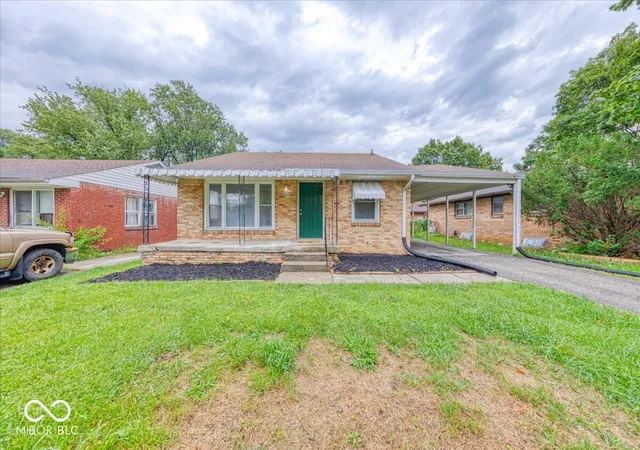 Photo 2 of Sale Pending at 1707 N Coolidge Ave, Indianapolis, IN 46219 | MLS# 22120230 | Listing updated on 2026-08-25