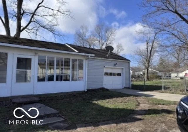 2nd image of 2200 S Eaton Ave, Muncie, IN 47302 | MLS# 22120231