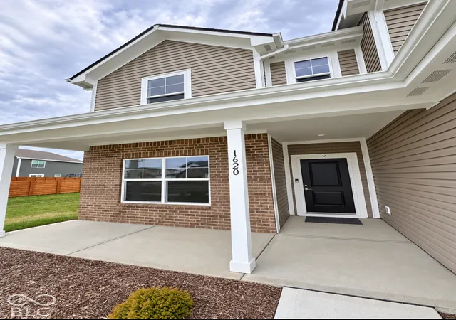 Photo 3 of Single family home for sale at 1620 Crk Bed Ln, Pendleton, IN 46064 | MLS# 22120237 | Listing updated on 2026-09-25