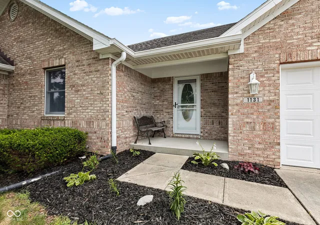 Photo 4 of Condo for sale at 1131 Brunes Blvd, Brownsburg, IN 46112 | MLS# 22120254 | Listing updated on 2026-10-20