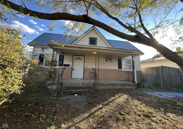 Photo 1 of Single family home for sale at 1509 Liberty Ave, Terre Haute, IN 47807 | MLS# 22120262 | Listing updated on 2026-09-06