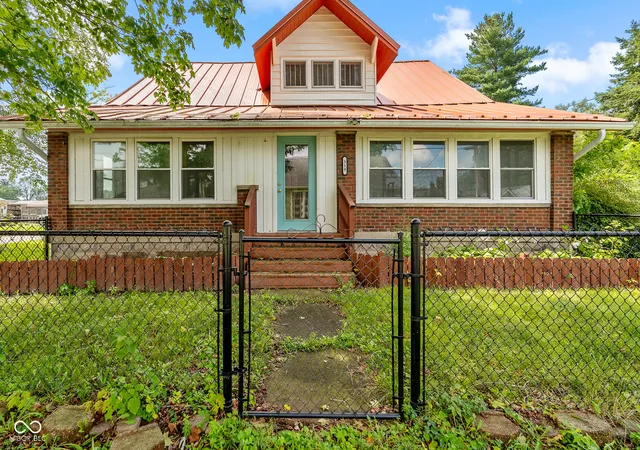 1st image of 310 N Border St, Paragon, IN 46166 | MLS# 22120272