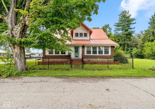 2nd image of 310 N Border St, Paragon, IN 46166 | MLS# 22120272
