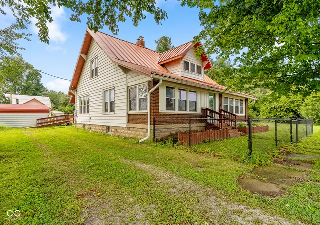 3rd image of 310 N Border St, Paragon, IN 46166 | MLS# 22120272