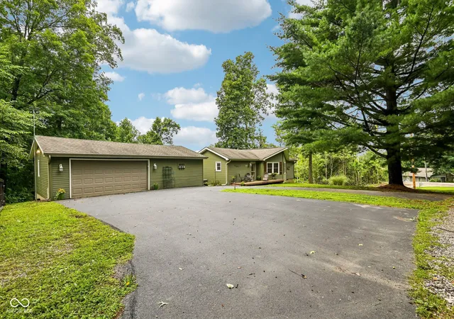 Photo 1 of Single family home for sale at 9711 E Myers, Rockville, IN 47872 | MLS# 22120274 | Listing updated on 2026-09-12