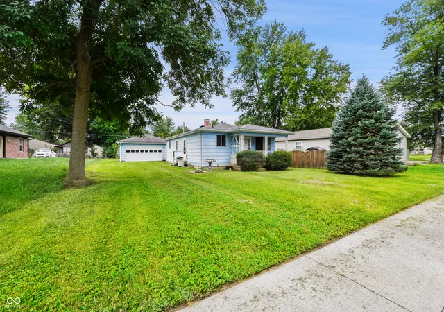 2nd image of 1131 E Sixth St, Greenfield, IN 46140 | MLS# 22120275