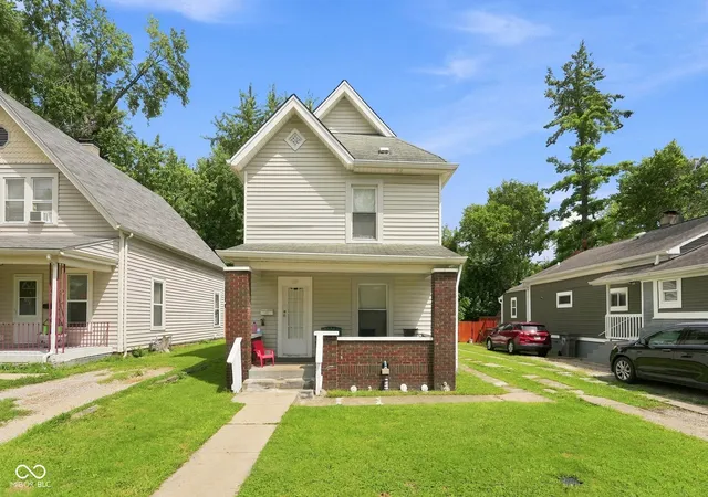 Photo 2 of Sale Pending at 101 N Riley Ave, Indianapolis, IN 46201 | MLS# 22120294 | Listing updated on 2026-10-01