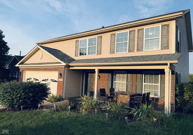 Photo 4 of Single family home for sale at 15340 Atkinson Dr, Noblesville, IN 46060 | MLS# 22120295 | Listing updated on 2026-09-30