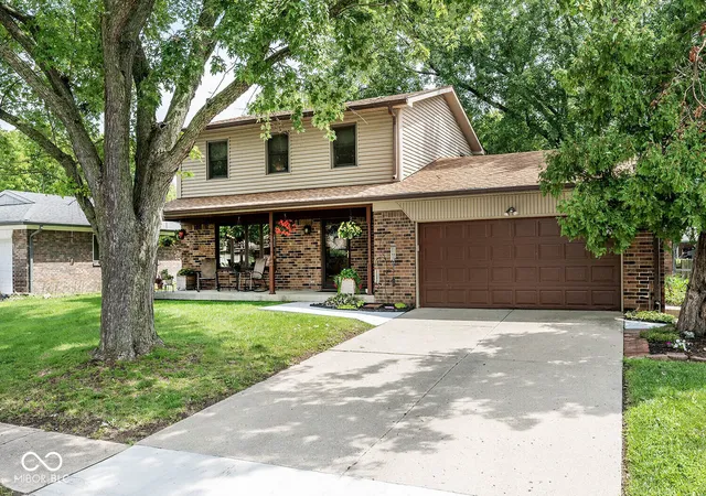 Photo 1 of Sale Pending at 4613 Tim Tam Cir, Indianapolis, IN 46237 | MLS# 22120302 | Listing updated on 2026-10-07