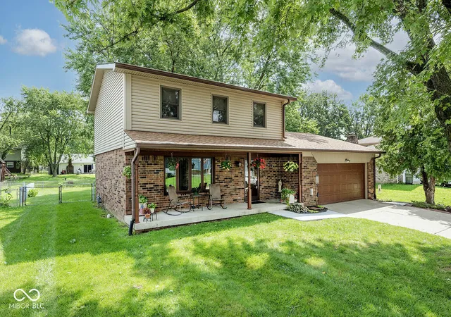 Photo 2 of Sale Pending at 4613 Tim Tam Cir, Indianapolis, IN 46237 | MLS# 22120302 | Listing updated on 2026-10-07