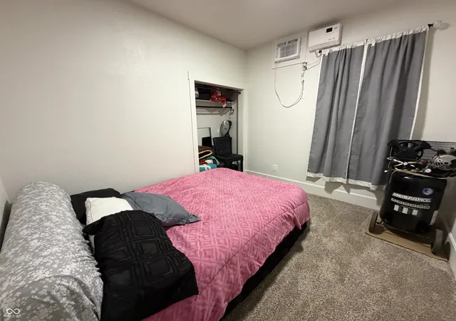 Photo 4 of House for sale at 2918 N Kenwood Ave, Indianapolis, IN 46208 | MLS# 22120303 | Listing updated on 2026-09-08