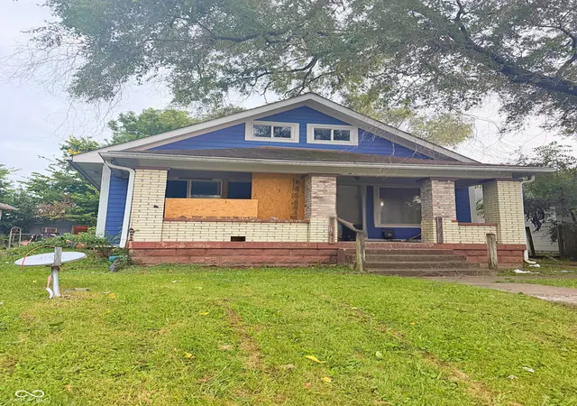 1st image of 1121 N Kealing Ave, Indianapolis, IN 46201 | MLS# 22120312