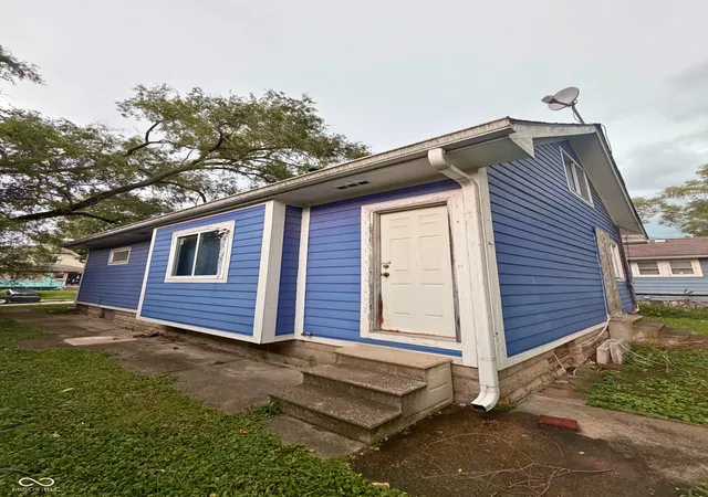 2nd image of 1121 N Kealing Ave, Indianapolis, IN 46201 | MLS# 22120312