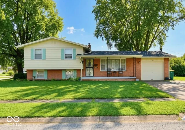 1st image of 1421 Denver Dr, Plainfield, IN 46168 | MLS# 22120317