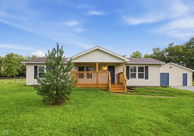 1st image of 220 E State Road 28, Alexandria, IN 46001 | MLS# 22120328