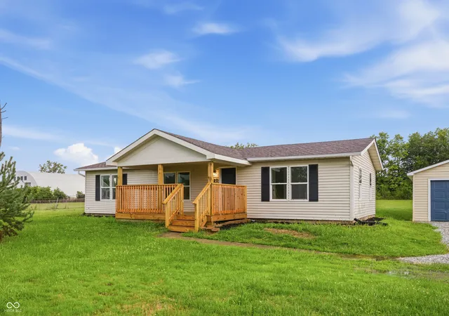 2nd image of 220 E State Road 28, Alexandria, IN 46001 | MLS# 22120328