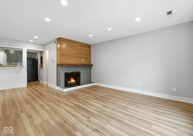 Photo 3 of Single family home for sale at 643 Northview Ave, Indianapolis, IN 46220 | MLS# 22120329 | Listing updated on 2026-10-02