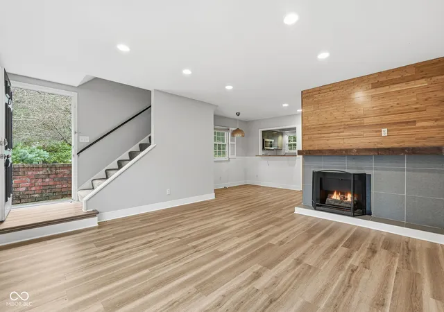 Photo 4 of Single family home for sale at 643 Northview Ave, Indianapolis, IN 46220 | MLS# 22120329 | Listing updated on 2026-10-02