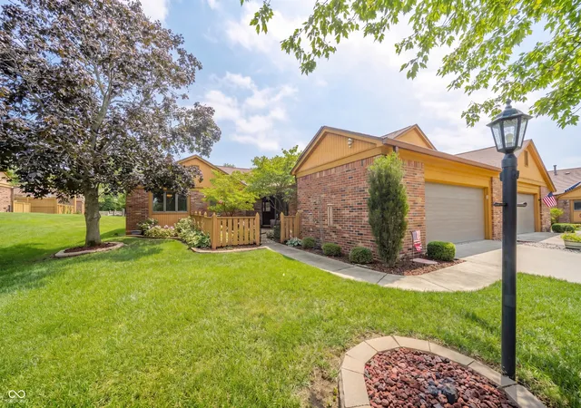1st image of 136 College Pkwy, Anderson, IN 46012 | MLS# 22120334