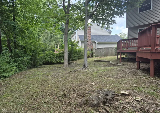 Photo 3 of Sale Pending at 9270 Budd Run Dr, Indianapolis, IN 46250 | MLS# 22120337 | Listing updated on 2026-10-06