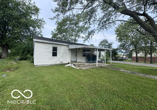3rd image of 2413 N Turner St, Muncie, IN 47303 | MLS# 22120341