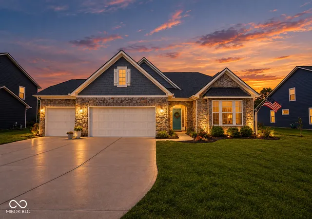 Photo 1 of Single family home for sale at 11814 Brambling Ln, Noblesville, IN 46060 | MLS# 22120347 | Listing updated on 2026-09-28