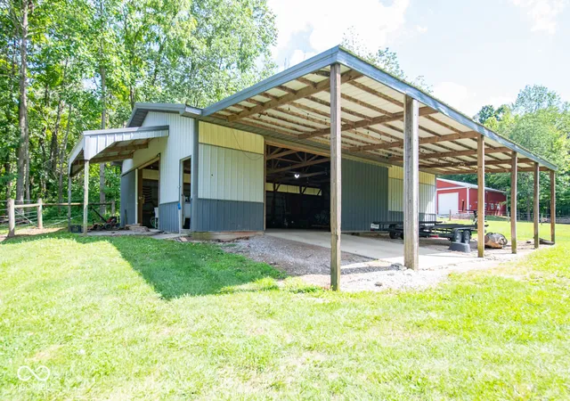 4th image of 11497 E Pocahontas East Dr, Greencastle, IN 46135 | MLS# 22120357