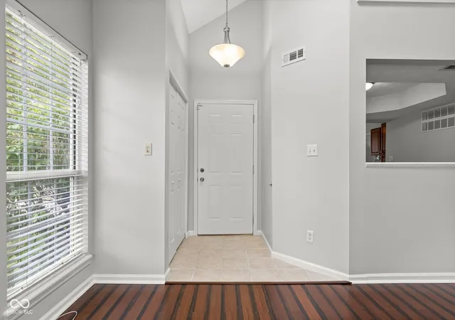 Photo 3 of Condo for sale at 6407 Bayside South Dr, Indianapolis, IN 46250 | MLS# 22120366 | Listing updated on 2026-08-26