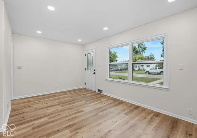 Photo 3 of Single family home for sale at 618 S Butler Ave, Indianapolis, IN 46219 | MLS# 22120373 | Listing updated on 2026-10-06