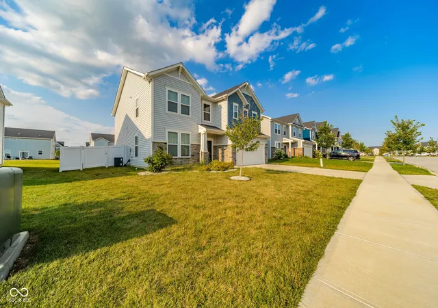 5th image of 8752 Dorill Creek Ln, Indianapolis, IN 46259 | MLS# 22120375