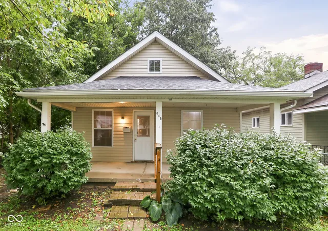 Photo 1 of Sale Pending at 848 S Belleview Pl, Indianapolis, IN 46221 | MLS# 22120381 | Listing updated on 2026-09-02