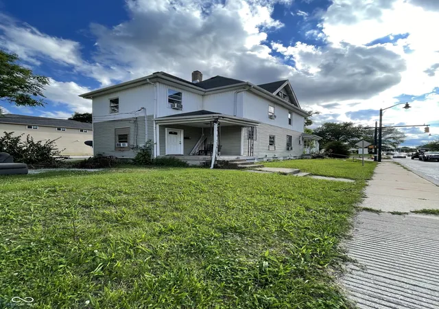 2nd image of 231 233 W 29th St, Indianapolis, IN 46208 | MLS# 22120382