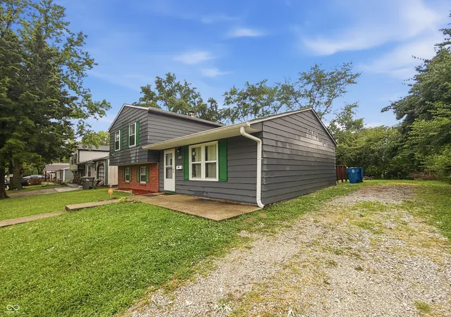 5th image of 3660 Alsace Dr, Indianapolis, IN 46226 | MLS# 22120384