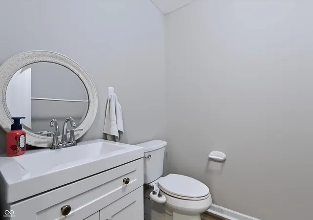 Photo 4 of Townhouse for sale at 433 Sheets Dr, Carmel, IN 46032 | MLS# 22120389 | Listing updated on 2026-10-08