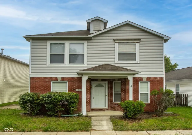 1st image of 12084 E 141st St, Noblesville, IN 46060 | MLS# 22120394